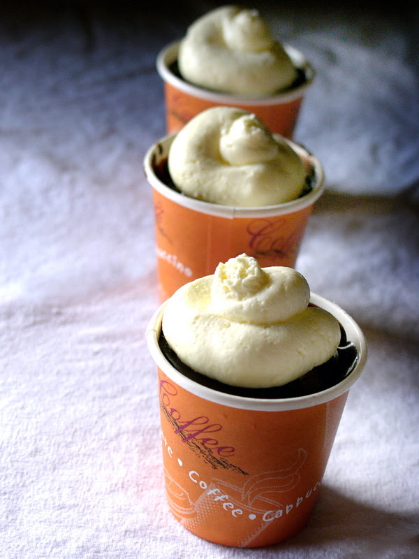 chocolate-coffee cupcakes with mocha ganache and mascarpone cream