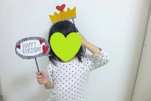 100均 子供の誕生日にフォトプロップスを作った 作り方を紹介 雑記帳