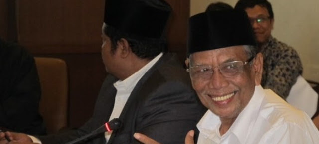 Ketua Pengurus Besar Nadhlatul Ulama KH Hasyim Muzadi Wafat, Doakan Masuk Surga, AMIN..! http://ift.tt/20kt43r - Berita Terbaru Terkini Hari Ini - Ketua Pengurus Besar Nadhlatul Ulama (PBNU) periode 1999-2010, KH Hasyim Muzadi meninggal dunia, Kamis (16/3/2017) pagi. KH Hasyim Muzadi meninggal sekitar pukul 6.15.