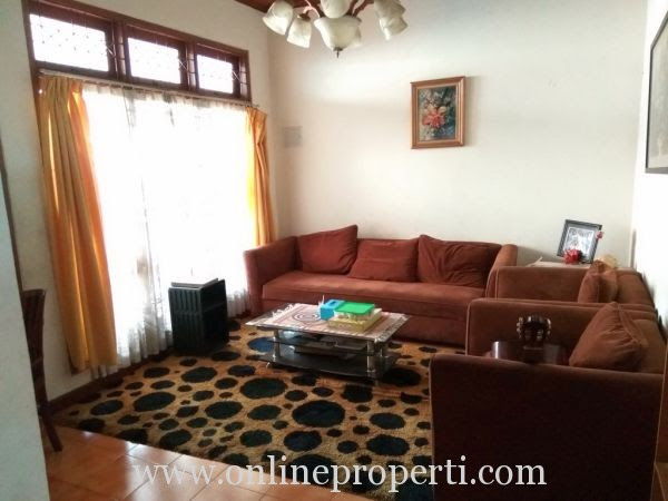 RUMAH DIJUAL: Dijual Rumah Seberang Halte Busway Ragunan 