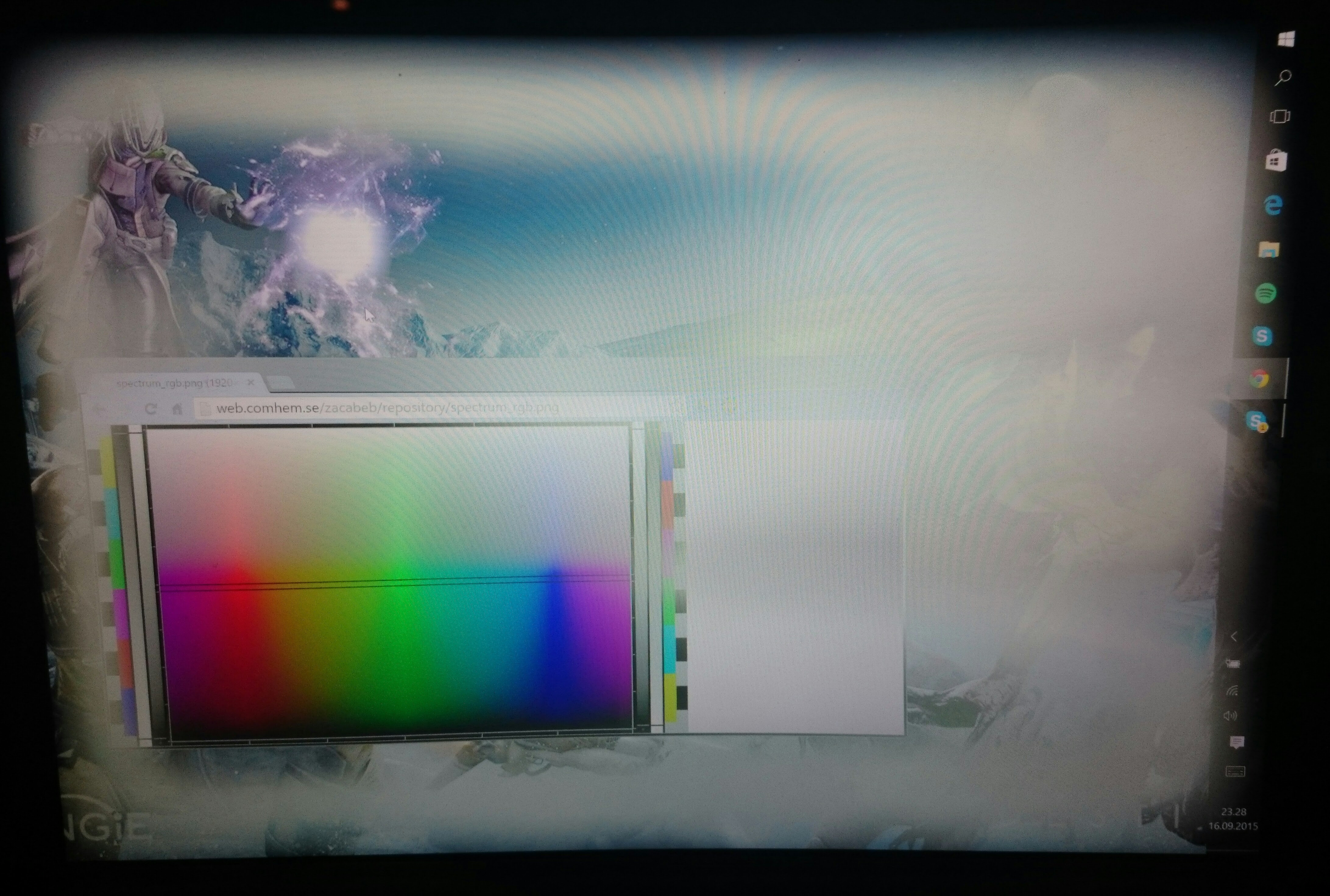 Problem Surface Pro 3 turns on with washed out and ...