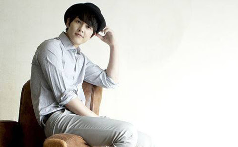 Song Joong Ki Resmi Masuk Militer 27 Agustus Song Joong Ki Resmi Masuk Militer 27 Agustus