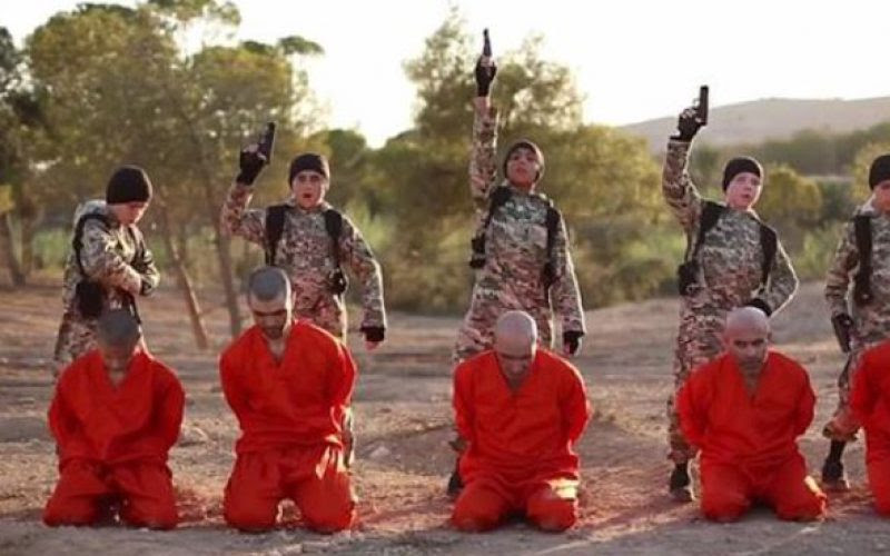 Syrie: les garçons britanniques parmi les cinq enfants qui exécutent des prisonniers