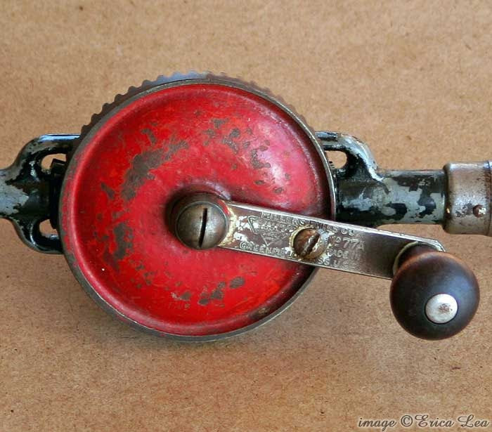 Millers Falls Hand Drill 77A Egg Beater Drill Single Speed Double Pinion Made in the USA - VirtualVintage
