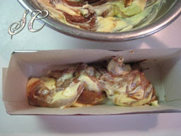 マーブル模様の綺麗な出し方 美味しいパウンドケーキ作りのコツ Sweets Clover