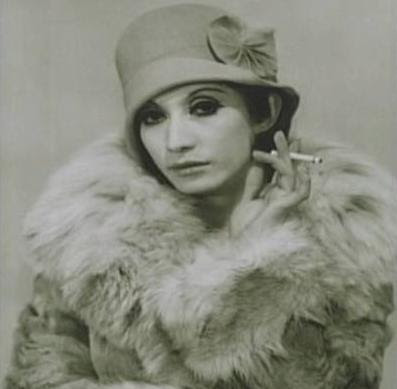 名言多数 昔の若い頃や現在の美輪明宏の待ち受け 壁紙 高画質画像まとめ 写真まとめサイト Pictas