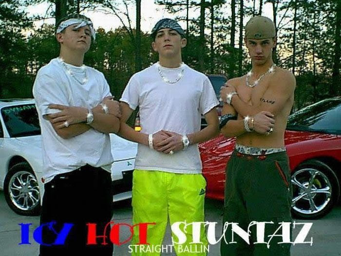 Funny Internet Gangstas
(45 pics) Funny Internet Gangstas (45 pics)