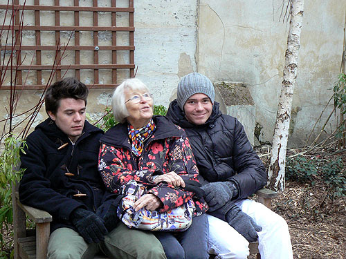 sur un banc.jpg