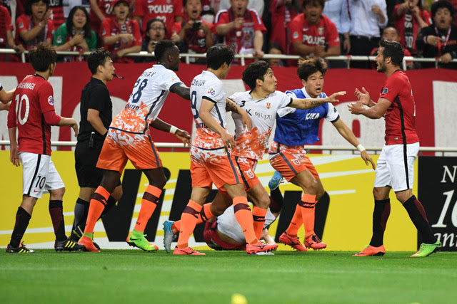 ａｃｌ 済州スタッフ取材エリアでもファビョる 前代未聞だ と絶叫しａｆｃ関係者も唖然 フットボール速報 2ちゃんまとめ