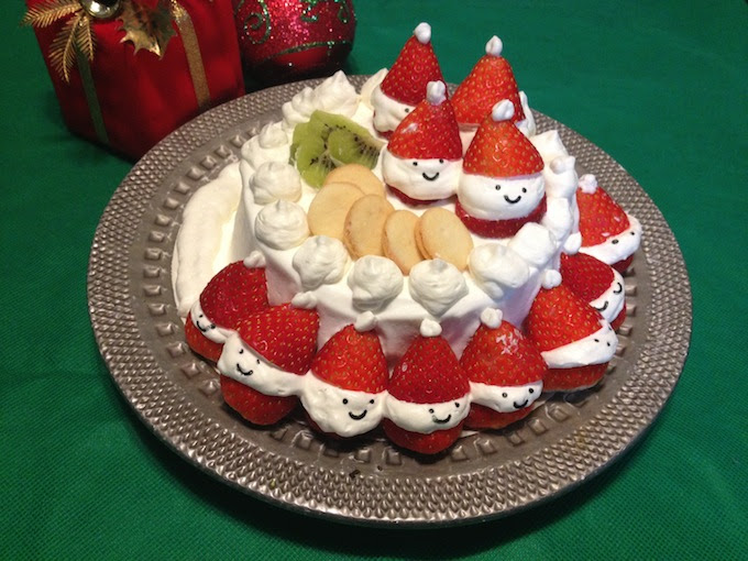 今年は可愛いサンタクロースのケーキを作った ケンボーのブログ