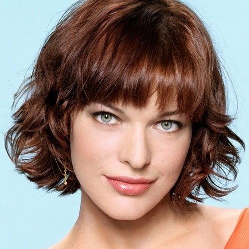 Milla Jovovich đôi mắt sâu cuốn hút
