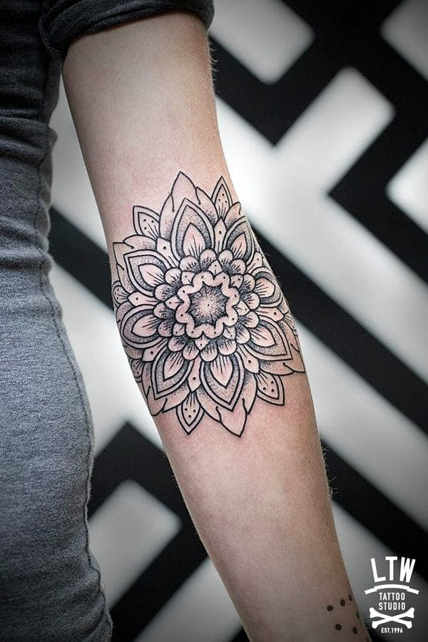 45 Purposeful Mandala Tattoo Designs For Women Fashion Enzyme