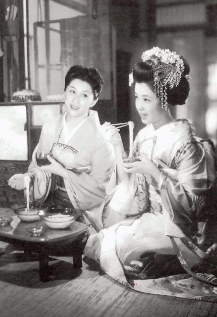 図書館 で 借り れる dvd
