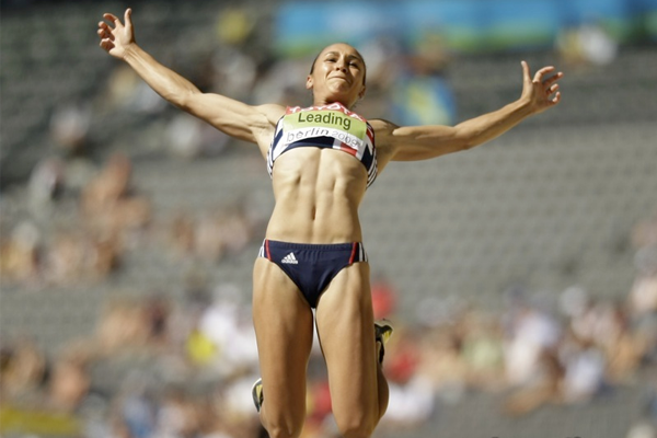 筋肉美がアスリート並みになると モテ男性 スレンダー美女に変身