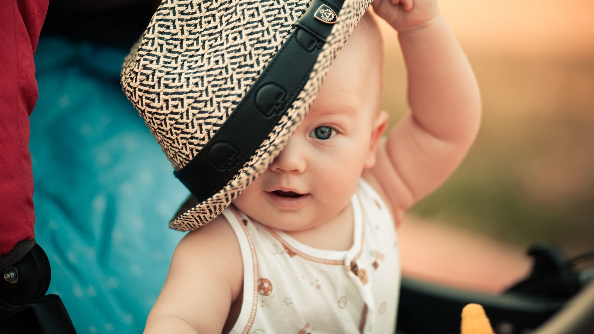 Babies Wallpapers and Screensavers 61 images Babies Wallpapers and Screensavers 61 images
