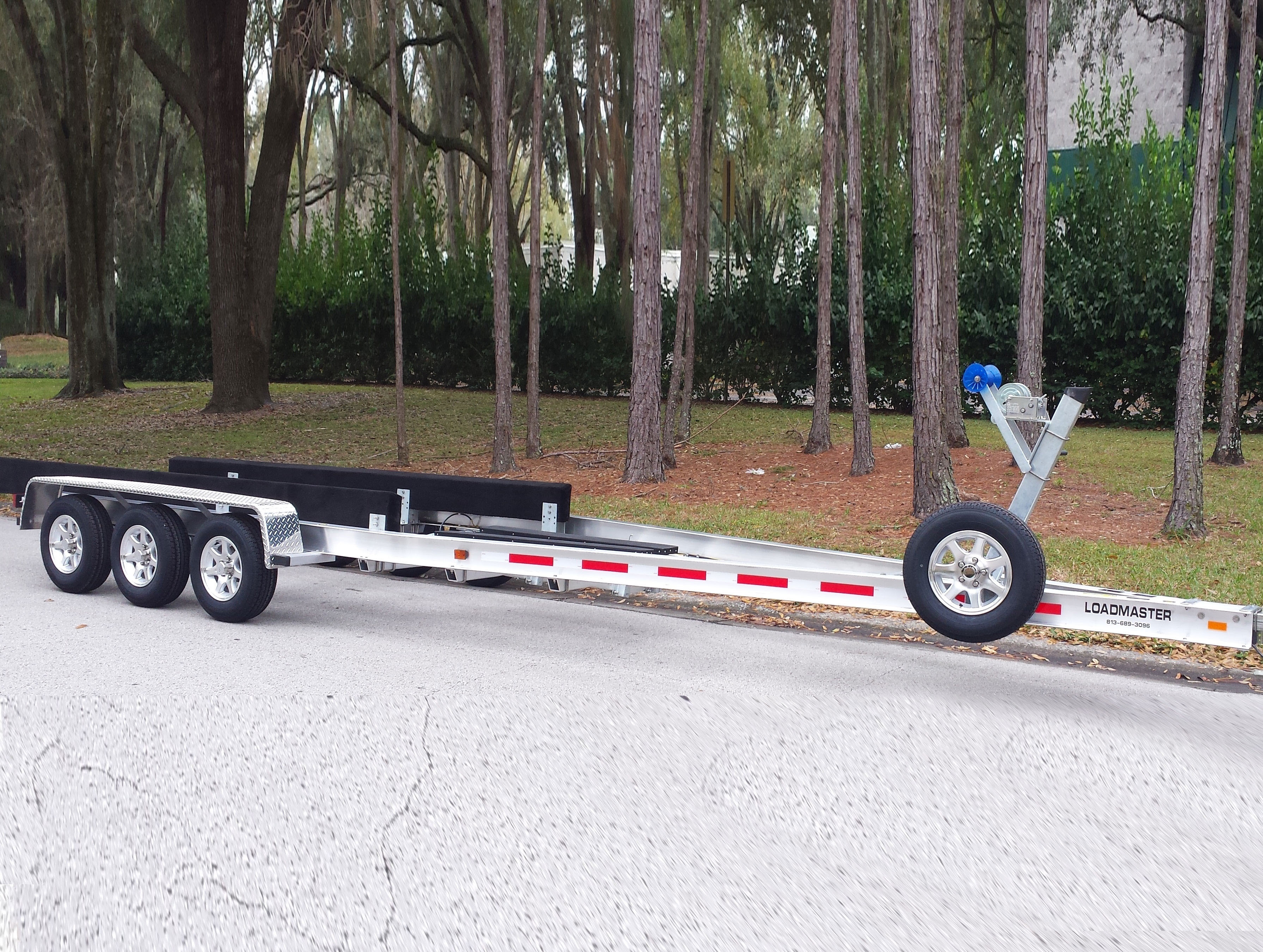 Custom Aluminum Boat Trailers | Loadmaster Trailers