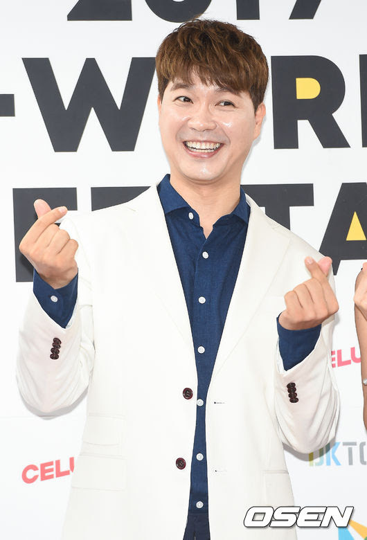 단독 '동치미' PD, ''박수홍 결혼 발표 후 첫 녹화..책임감 갖고 ...