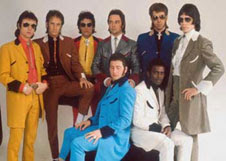 seventies pop group showaddywaddy 