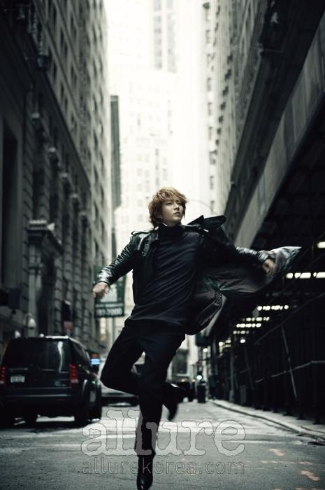 Lee Jun Ki in Allure (8/09)