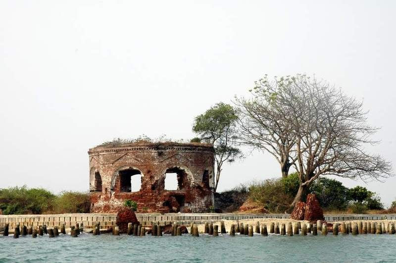 Pulau Bersejarah yang Terlupakan di Dunia