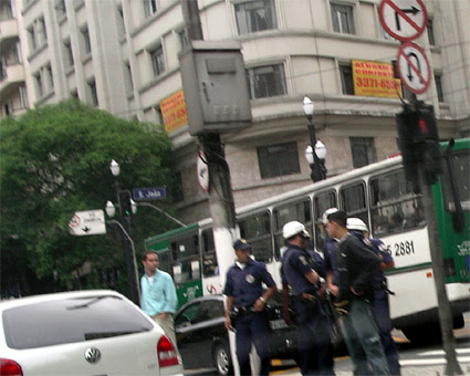 露天商が 警察から逃げる ブラジル サンパウロから世界へ そして渋谷