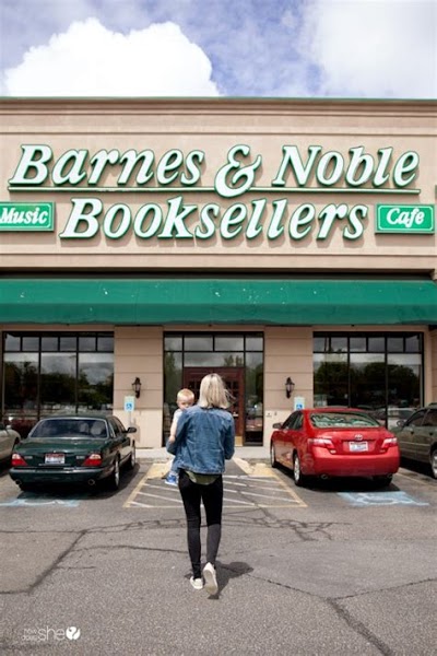 Barnes And Noble Open On Sunday: Designing A Reading Room