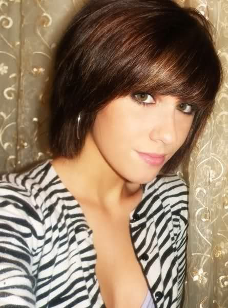 15 Ultra Chic Short  Hairstyles  With Bangs  Pretty Designs
