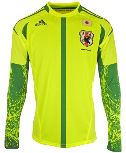 正式画像 日本代表 12年adidas新ユニフォーム Gkモデル 発表 Football Shirts Voltage Com サッカー各国 代表 クラブユニフォーム