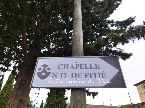 Roquebrune-sur-Argens, la chapelle Notre-Dame de Pitié
