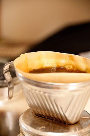 上からコーヒー注ぎました