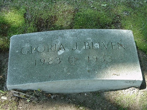 Gloria J. BLIVEN by midgefrazel