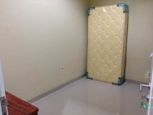 Kost Pria di Jalan Madrasah Kebayoran Lama - Baru dan 