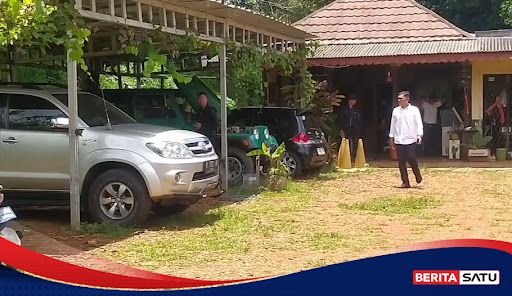 Tim Gegana Temukan Granat, Senpi, dan Peluru di Rumah Dukun Santet Tangerang Selatan - BeritaSatu 