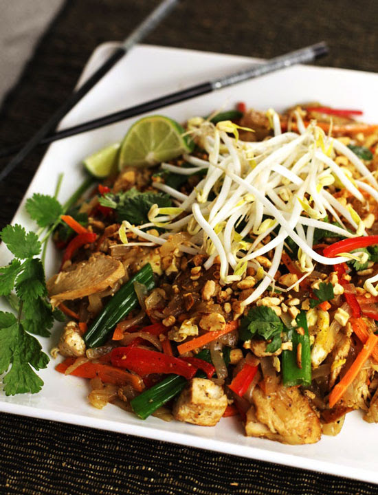 How to Make Chicken Pad Thai | Easy Recipes, Tips, Ideas ...