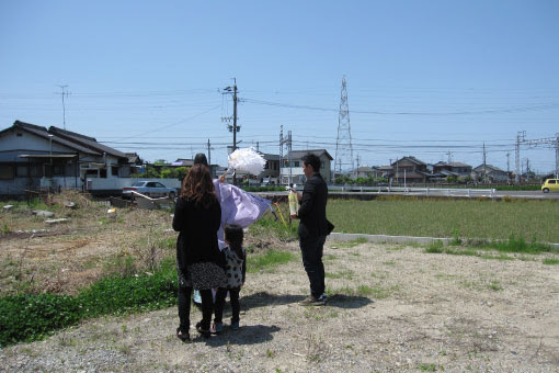 線路沿いの家1