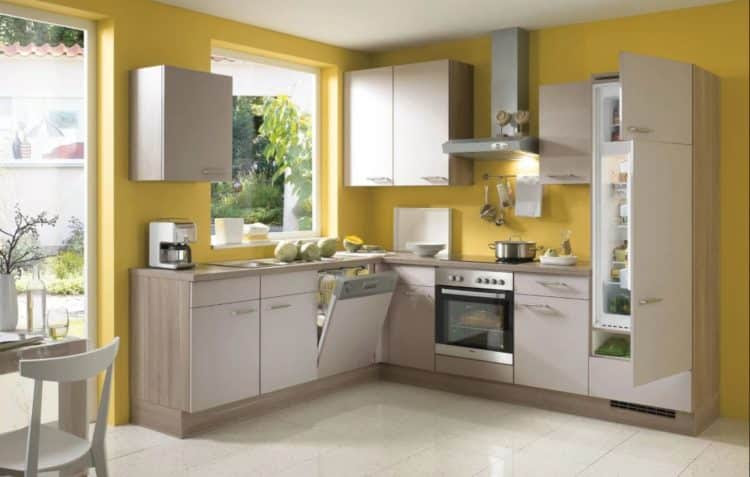  Many people are struggling alongside the kitchen blueprint in addition to ornamentation because the available sec v Large Kitchen Style Tips if Small is non the Choice