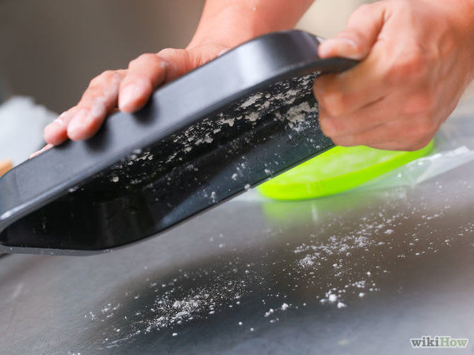 Line a Cake Tin Step 17.jpg