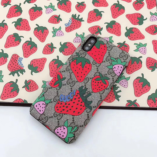 グッチ Iphone11 11pro Xsmaxケース 苺柄 男女兼用 Gucci Galaxy S10 S10e S10plus携帯カバー 可愛い 安い