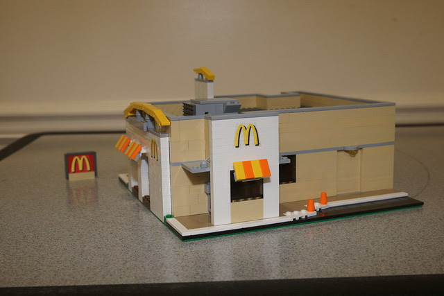 McDonald’s #253: LEGO® Moc (2)