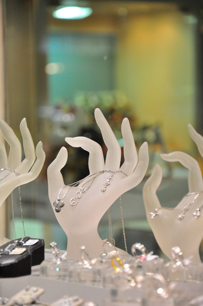 Jewelry shop ...