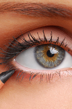 eyeliner