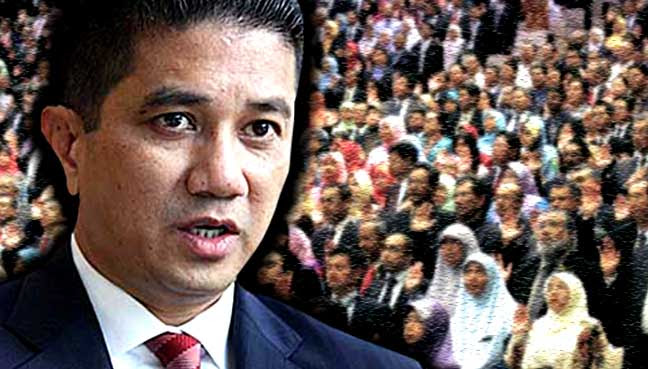 Azmin-Ali_pekarja-kerajaan_600