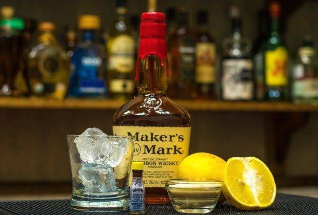 Aprende a preparar el clásico Old Fashion receta old fashioned 1024x694