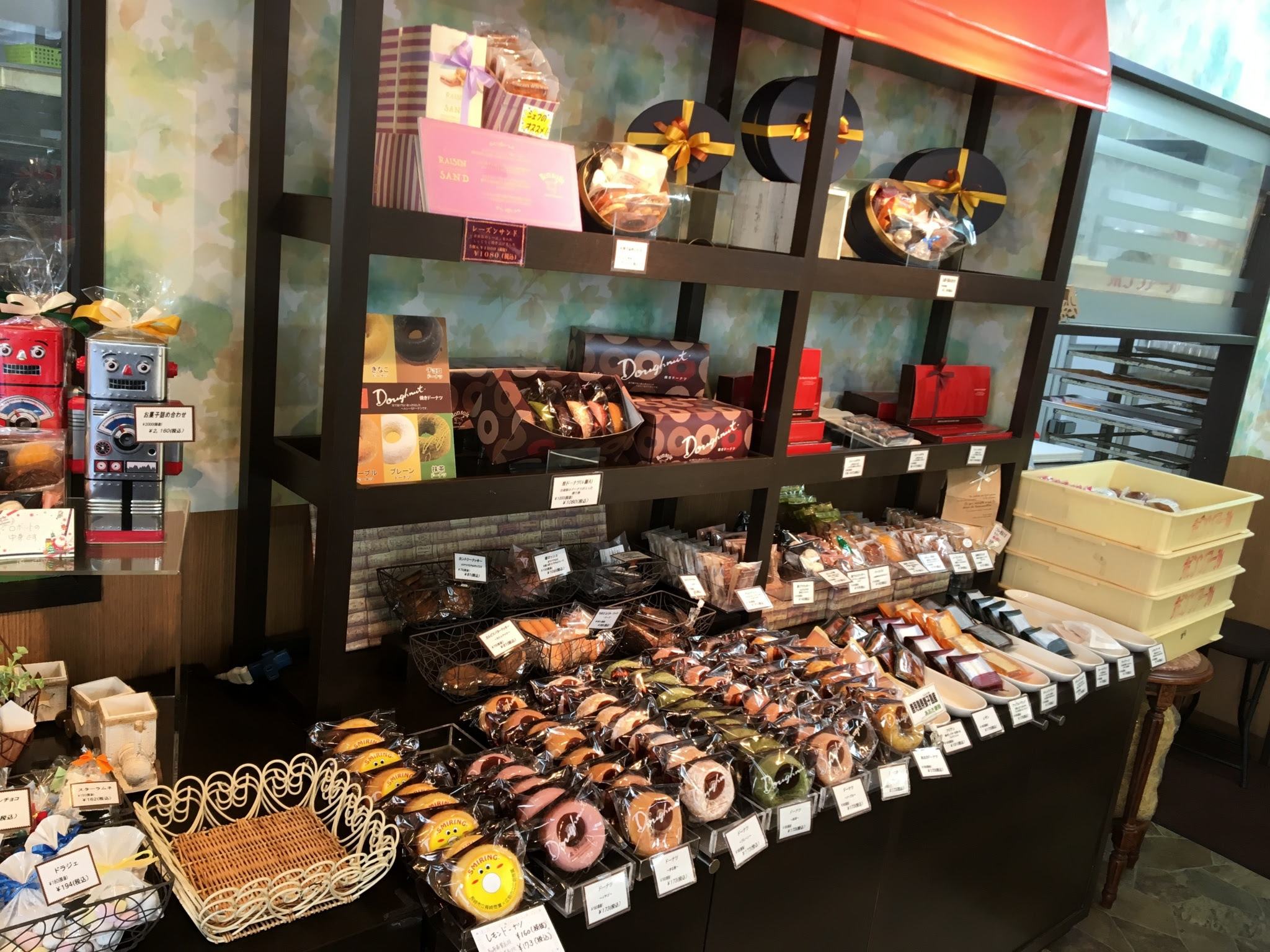 ボンソアール 本店 長崎でデコレーションケーキや洋菓子の予約販売はボンソアールへ