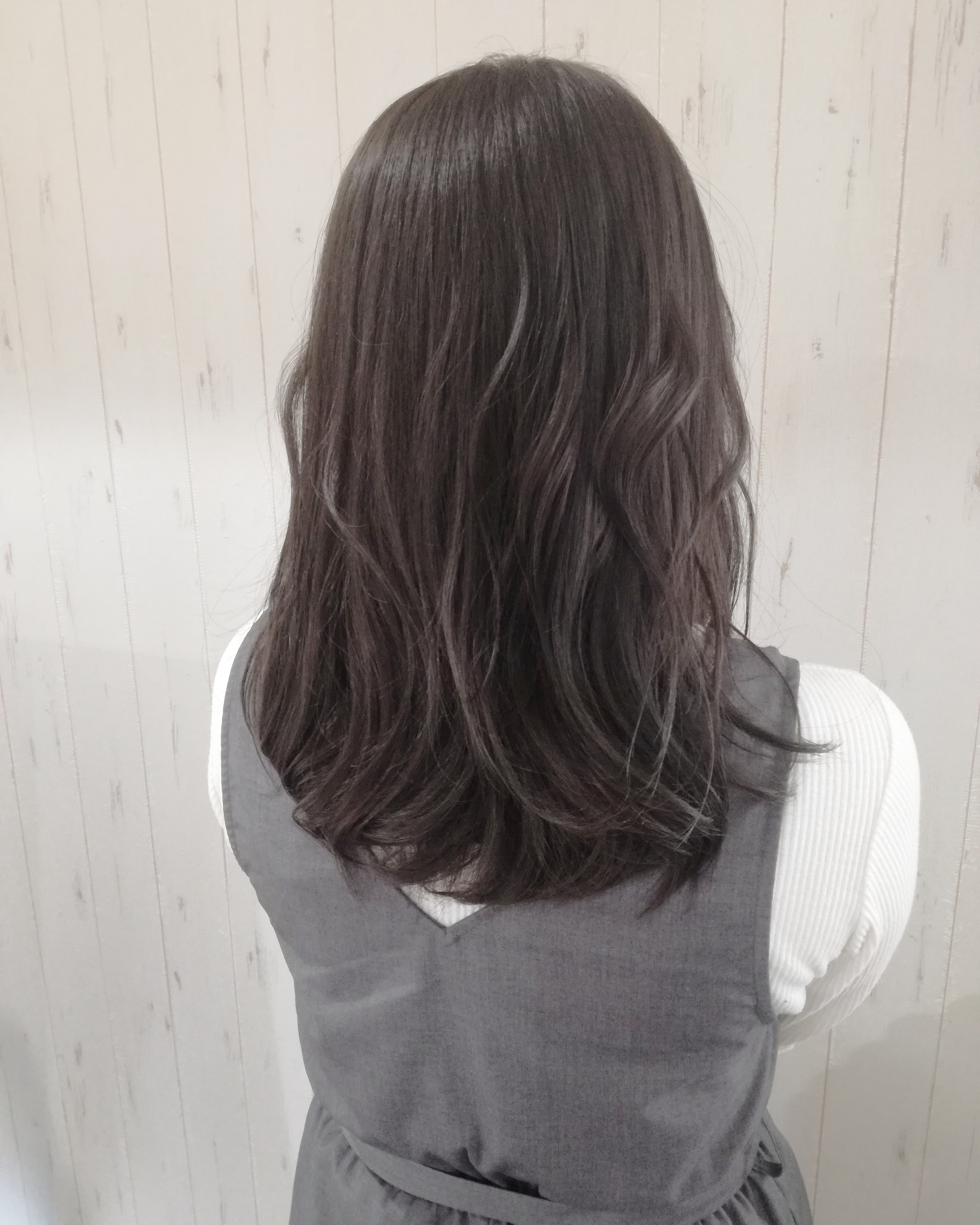 就活や実習で髪を暗くするなら暗めアッシュがオススメ Any