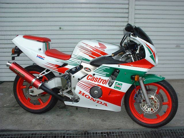 愛するバイクを更にカッコよくするにはカウルの塗装がおすすめ カー用品info