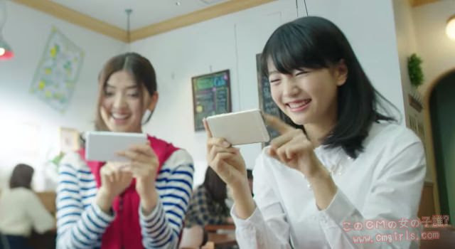中川可菜 アソビズム 城とドラゴンのcmでゲームを楽しむ女の子 このcmの女の子誰