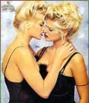 Anna Nicole Smith with hot female friend
