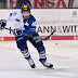 Eishockey - Eishockey : Ziel des spiels ist es, das spielgerät, den puck, eine kleine hartgummischeibe, in das gegnerische tor zu befördern.