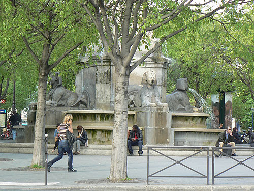sphinx du châtelet.jpg